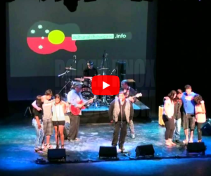 Roger Knox with Younger Performers @ Tamworth Aboriginal Cultural Showcase
